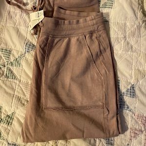 Aerie sweats- brand new